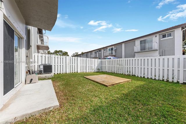 2897 SW 129th Way, Miramar, FL 33027