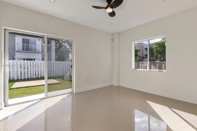 2897 SW 129th Way, Miramar, FL 33027