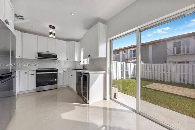 2897 SW 129th Way, Miramar, FL 33027