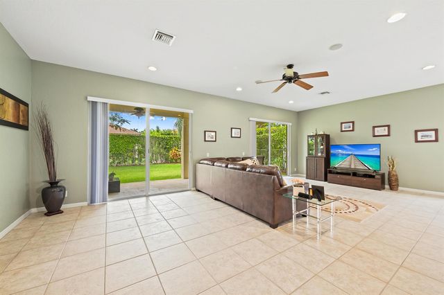 828 Vanda Terrace, Weston, FL 33327