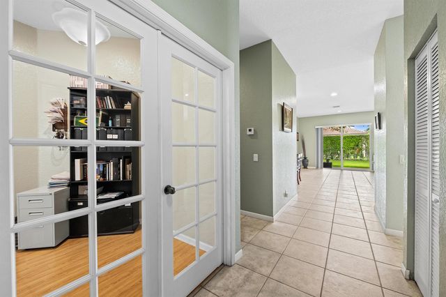 828 Vanda Terrace, Weston, FL 33327