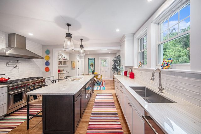 809 Berkshire Road, Ann Arbor, MI 48104