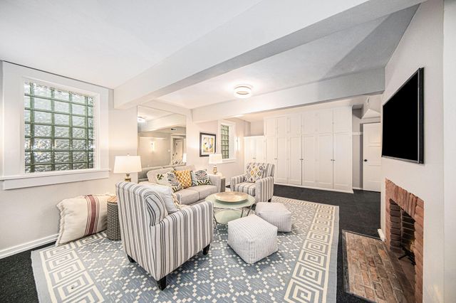 809 Berkshire Road, Ann Arbor, MI 48104