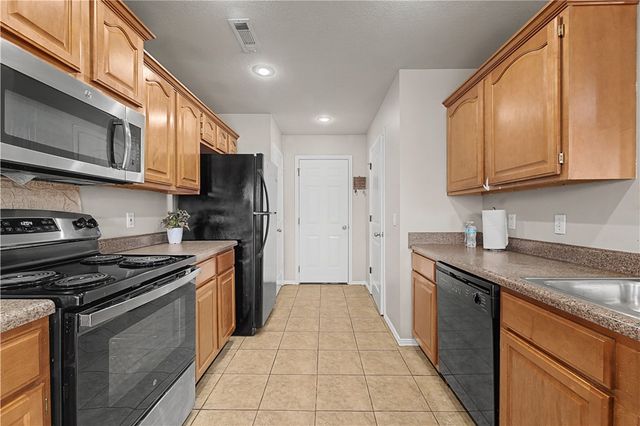 2303 SW Huntwick Avenue, Bentonville, AR 72713