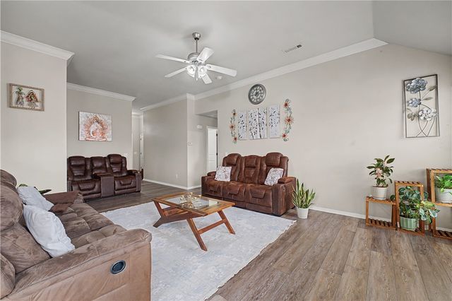 2303 SW Huntwick Avenue, Bentonville, AR 72713