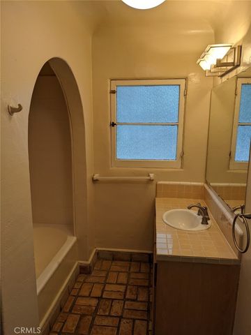 316 Park Avenue 316, Long Beach, CA 90814