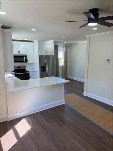 17 Davis ST, Portsmouth, VA 23702