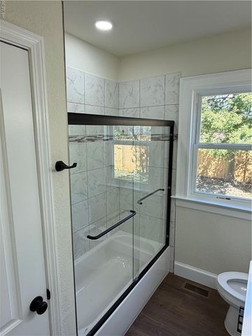 17 Davis ST, Portsmouth, VA 23702