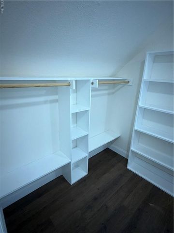 17 Davis ST, Portsmouth, VA 23702