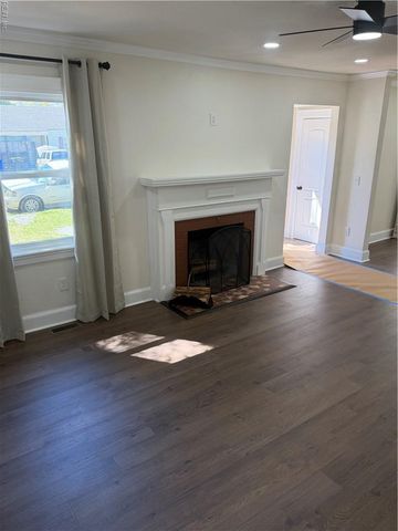 17 Davis ST, Portsmouth, VA 23702