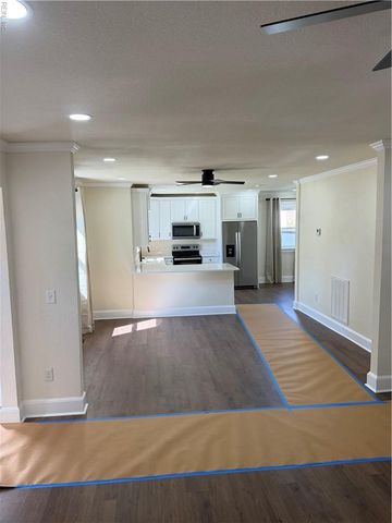 17 Davis ST, Portsmouth, VA 23702