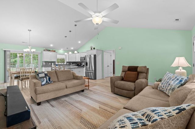 4457 Woodyard Bay Rd., Loris, SC 29569
