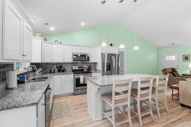 4457 Woodyard Bay Rd., Loris, SC 29569