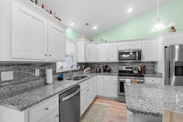 4457 Woodyard Bay Rd., Loris, SC 29569