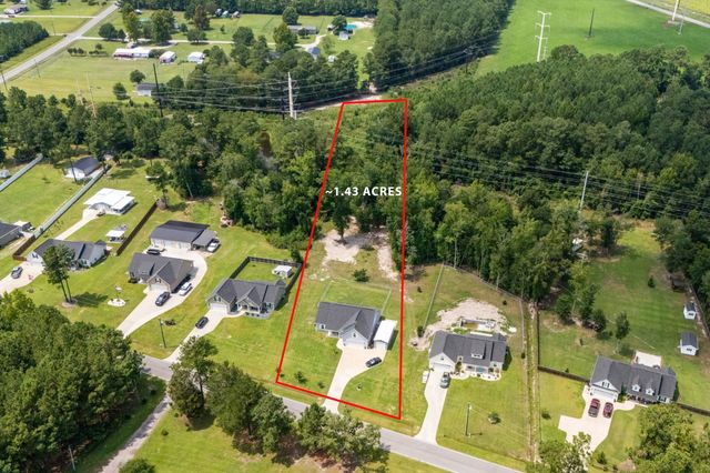 4457 Woodyard Bay Rd., Loris, SC 29569
