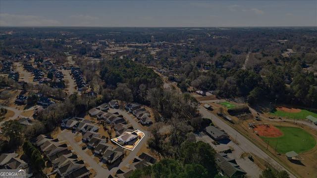 301 Singing Brook Lane, Mcdonough, GA 30253