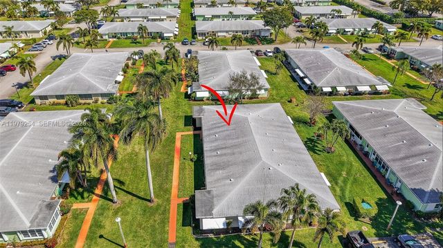 3240 Park Lane D, Boynton Beach, FL 33435