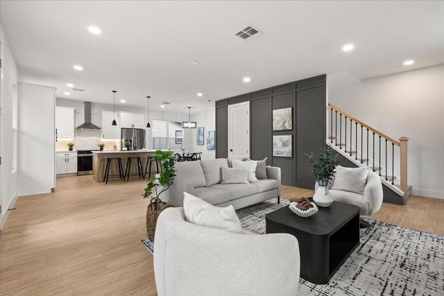 1315 E HARDING STREET, Orlando, FL 32806