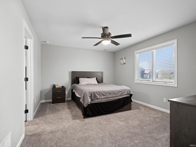 13155 Fringe Tree Trail, Fort Wayne, IN 46814