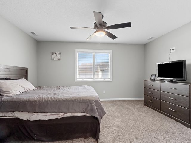 13155 Fringe Tree Trail, Fort Wayne, IN 46814