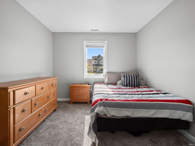 13155 Fringe Tree Trail, Fort Wayne, IN 46814