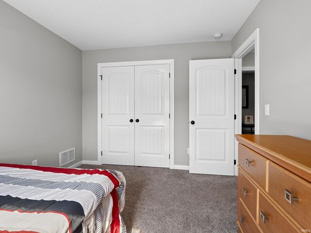 13155 Fringe Tree Trail, Fort Wayne, IN 46814