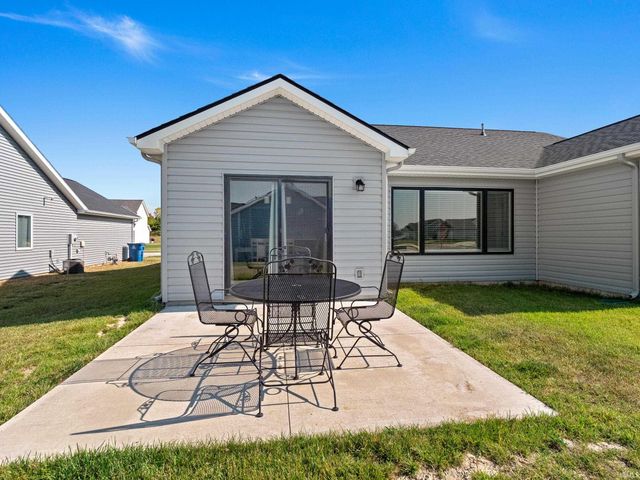 13155 Fringe Tree Trail, Fort Wayne, IN 46814