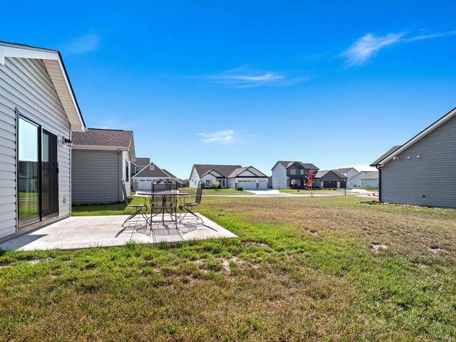 13155 Fringe Tree Trail, Fort Wayne, IN 46814