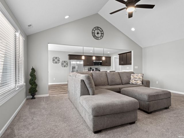 13155 Fringe Tree Trail, Fort Wayne, IN 46814