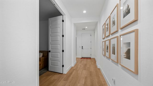 7512 W ODEUM Lane, Phoenix, AZ 85043