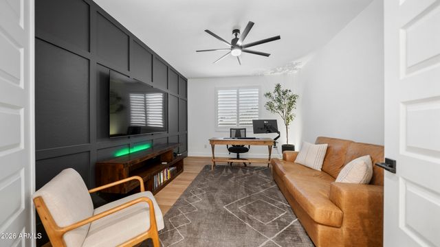 7512 W ODEUM Lane, Phoenix, AZ 85043