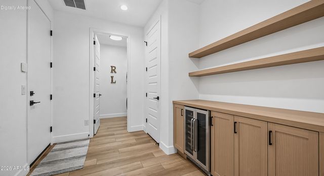7512 W ODEUM Lane, Phoenix, AZ 85043
