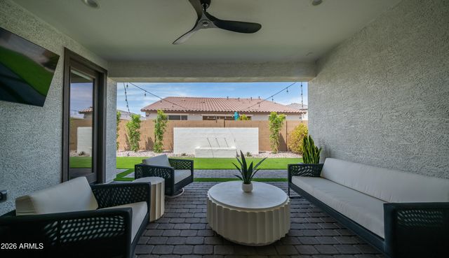 7512 W ODEUM Lane, Phoenix, AZ 85043