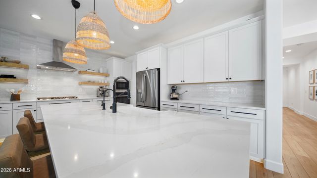 7512 W ODEUM Lane, Phoenix, AZ 85043