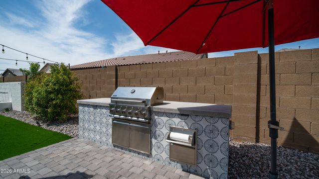 7512 W ODEUM Lane, Phoenix, AZ 85043