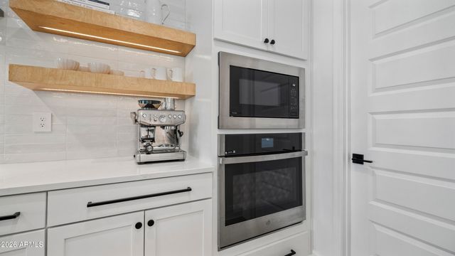 7512 W ODEUM Lane, Phoenix, AZ 85043