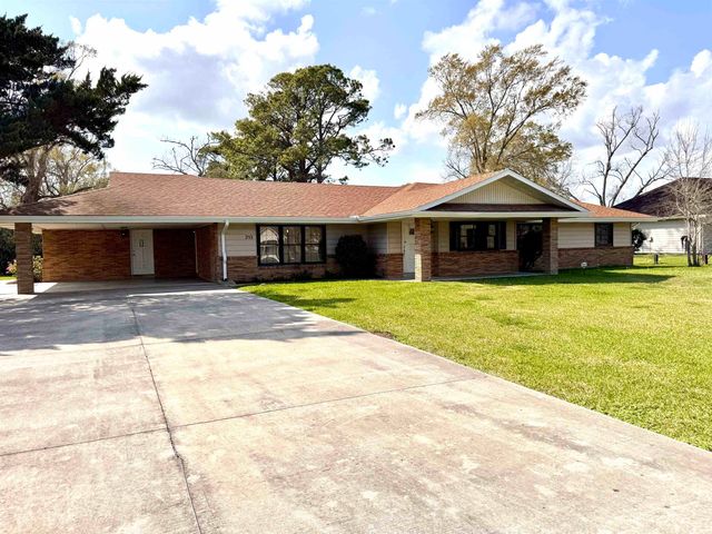 213 Lake Palourde Road, Amelia, LA 70340