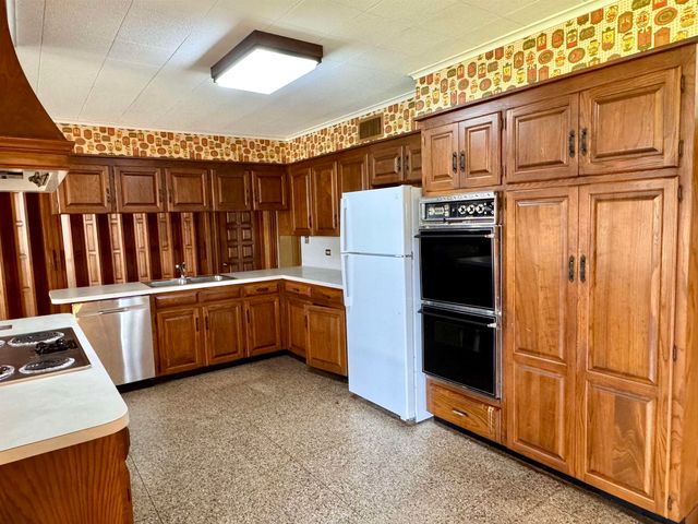 213 Lake Palourde Road, Amelia, LA 70340