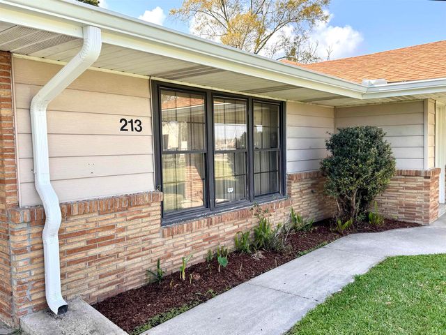 213 Lake Palourde Road, Amelia, LA 70340