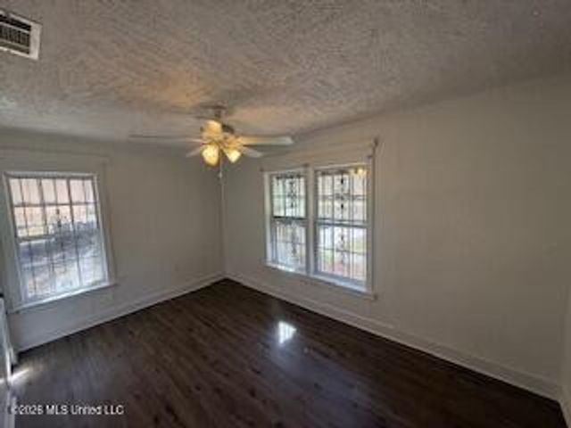 3434 Midlawn Street, Jackson, MS 39213