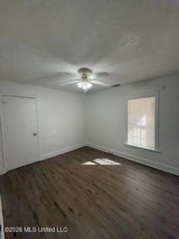 3434 Midlawn Street, Jackson, MS 39213