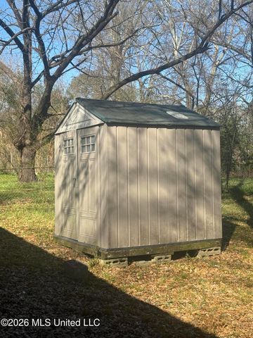 3434 Midlawn Street, Jackson, MS 39213