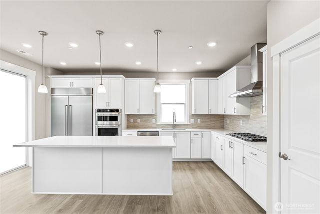 13488 NE 104th Way #6, Kirkland, WA 98033