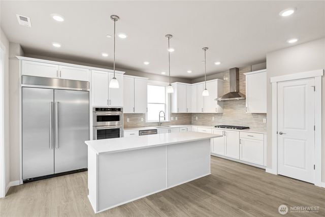 13488 NE 104th Way #6, Kirkland, WA 98033