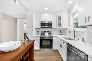 8201 Meadowdale Lane, Charlotte, NC 28227