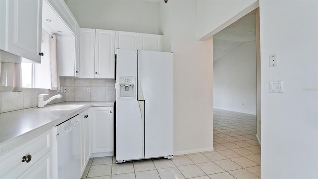 836 WATERSIDE LANE, Bradenton, FL 34209