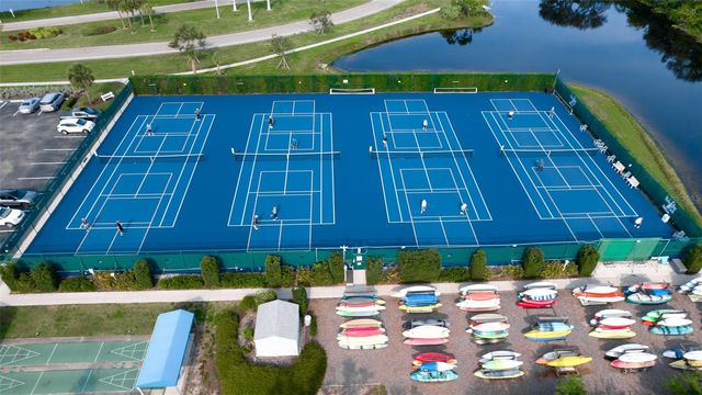 836 WATERSIDE LANE, Bradenton, FL 34209