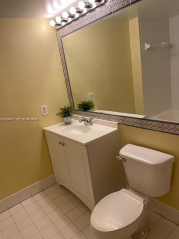 9645 NW 1st Ct 1-303, Pembroke Pines, FL 33024