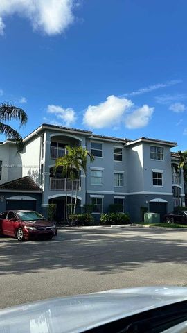 9645 NW 1st Ct 1-303, Pembroke Pines, FL 33024