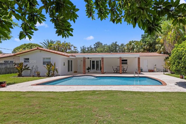 9765 SW 143rd St, Miami, FL 33176